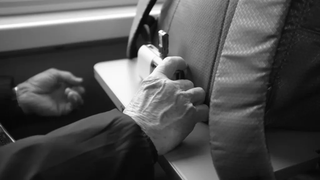 Professional Leather Seat Repair vs. Home Kits – Which Works Better_