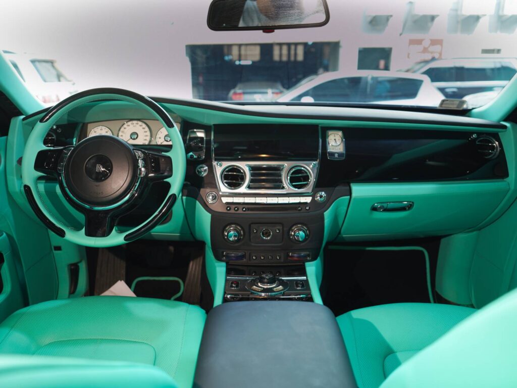 car dashboard customization expert