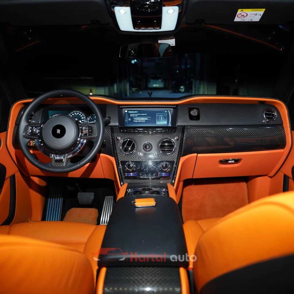 rolls royce wraith dashboard upholstery