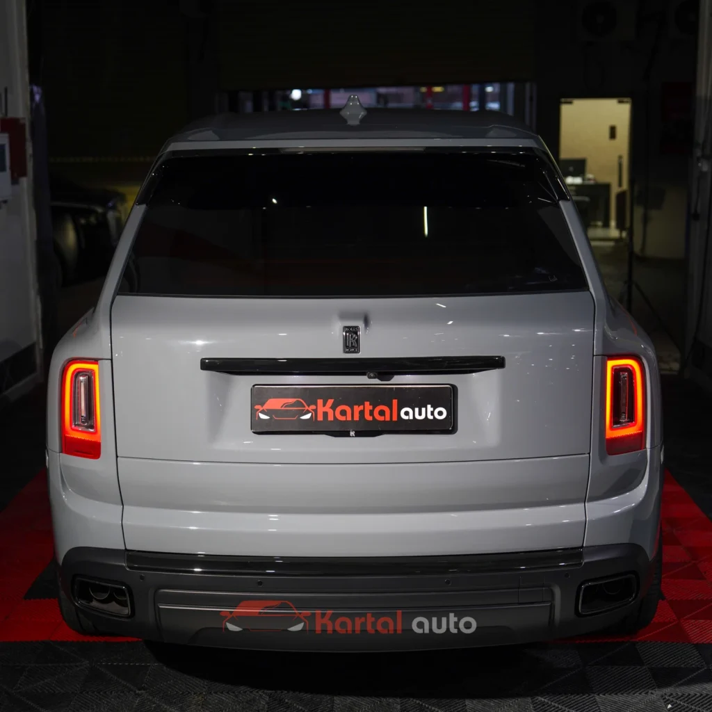 car detailing and polishing