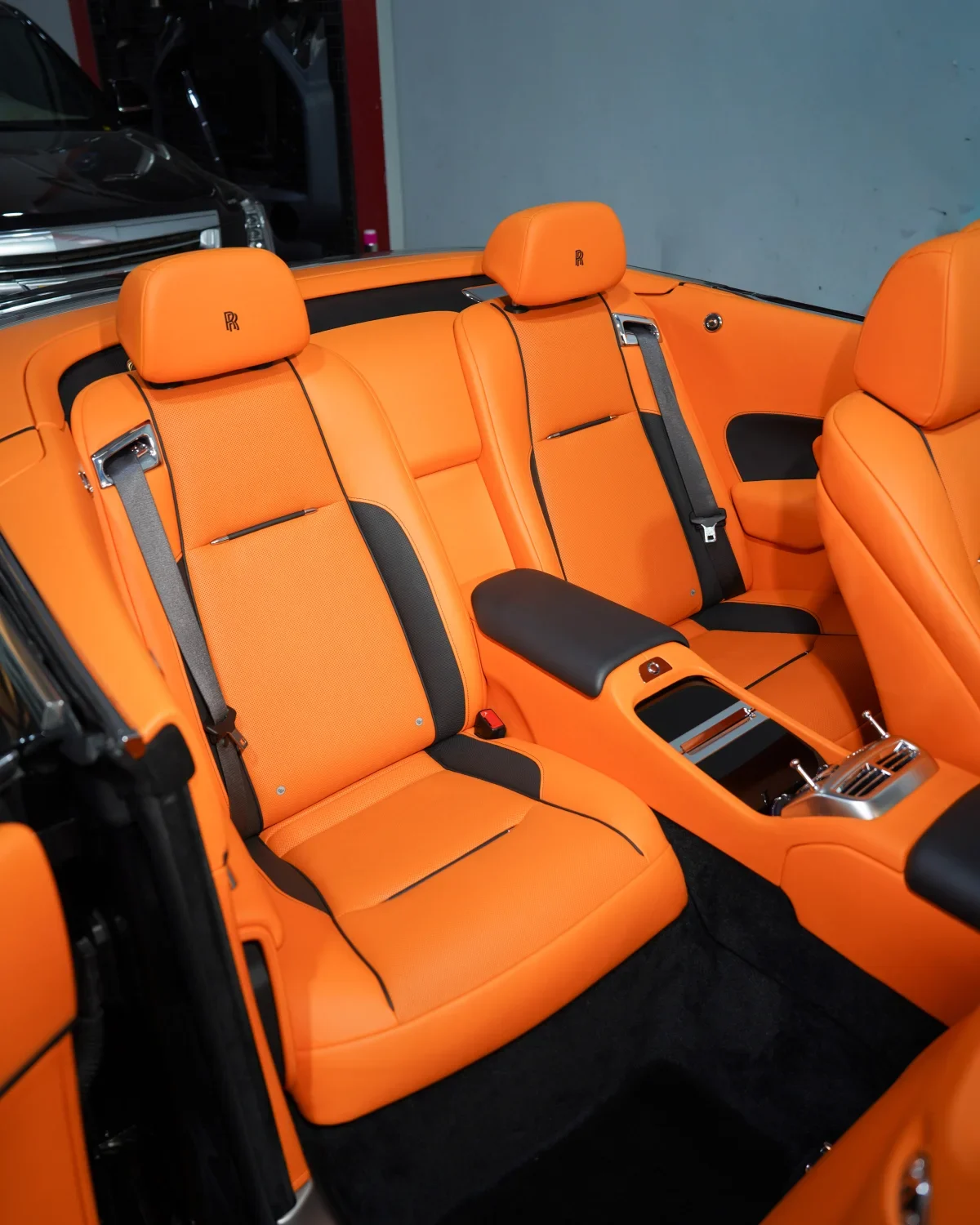 roll royce ghost upholstery expert in dubai